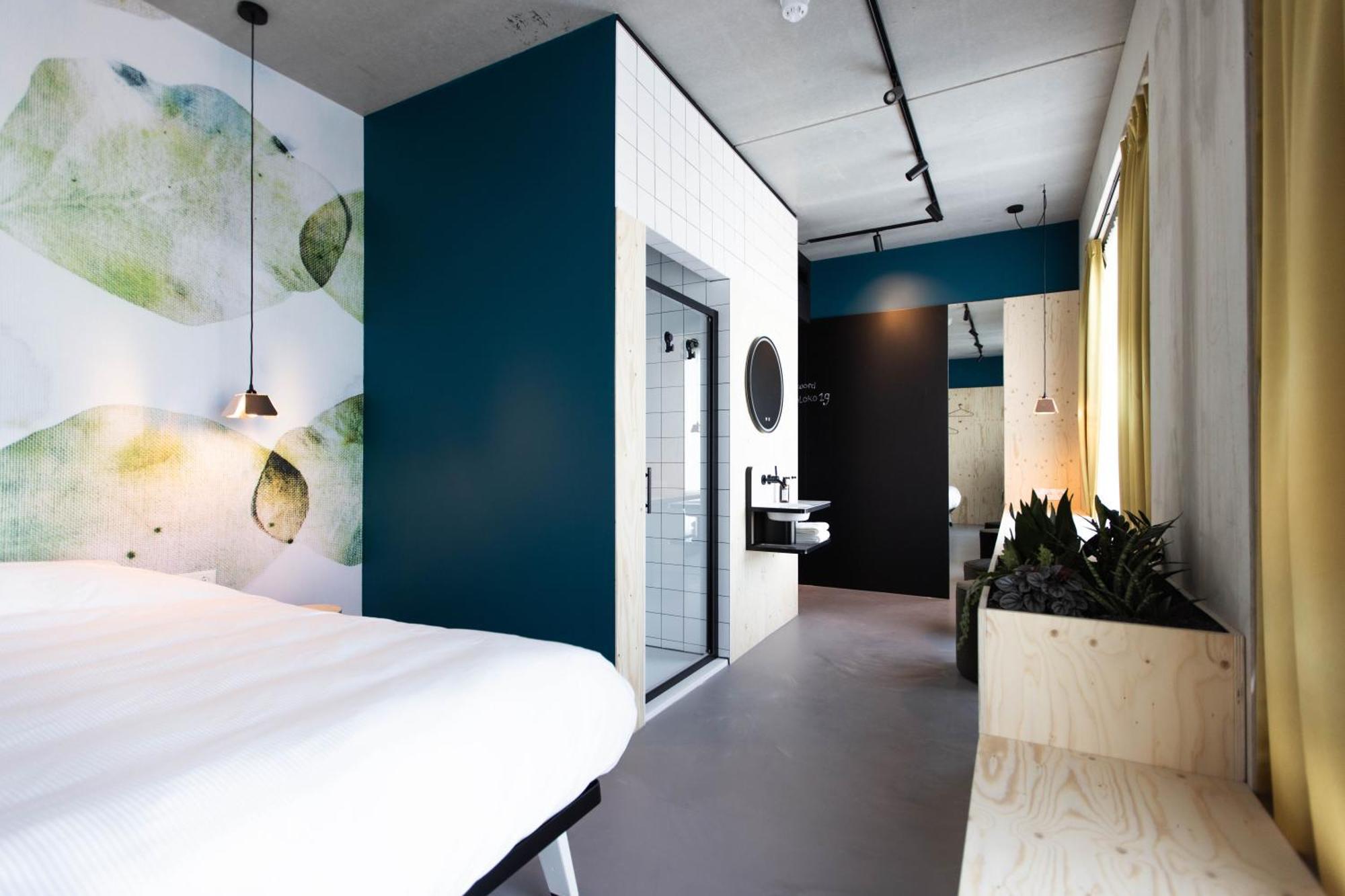 Moloko, Modern Designed Sleep & Shower Hotel In City Center, Digital Key By Sms Enschede Bagian luar foto