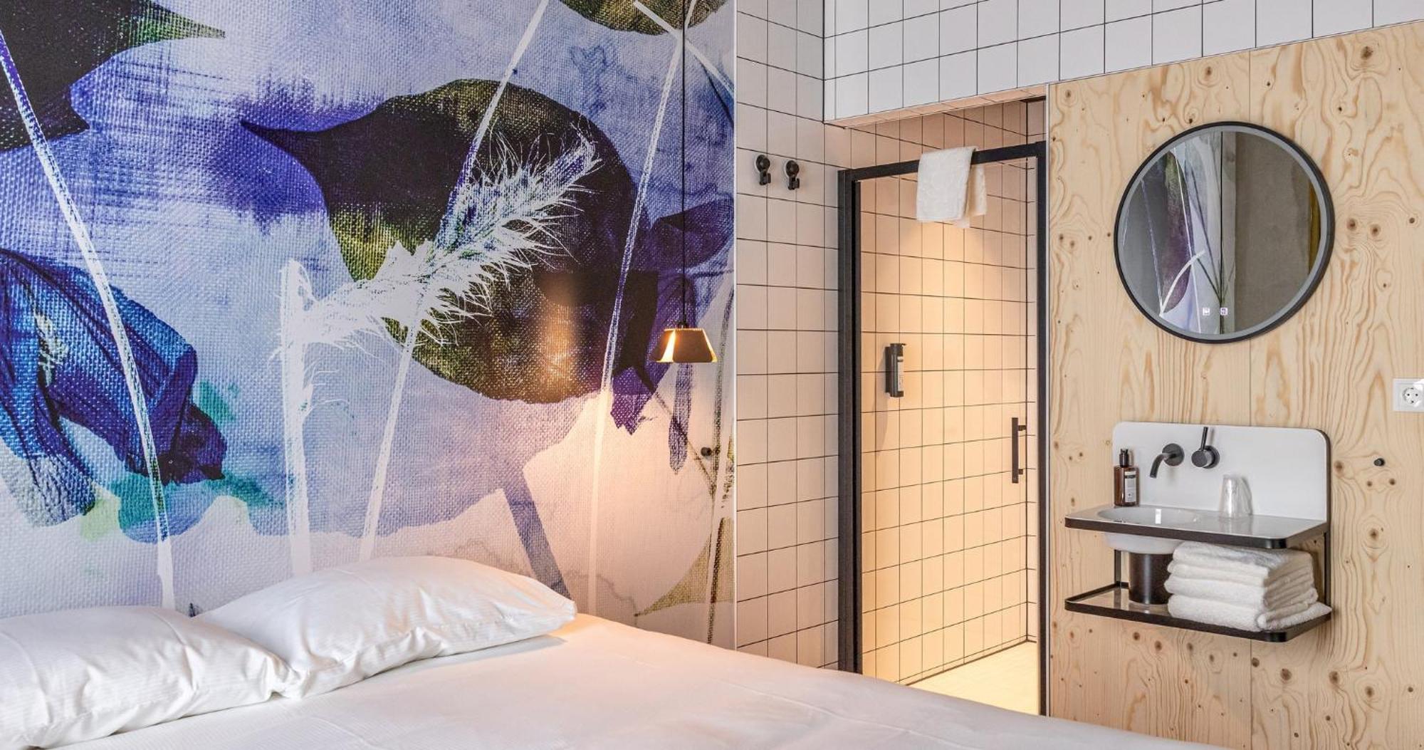 Moloko, Modern Designed Sleep & Shower Hotel In City Center, Digital Key By Sms Enschede Bagian luar foto