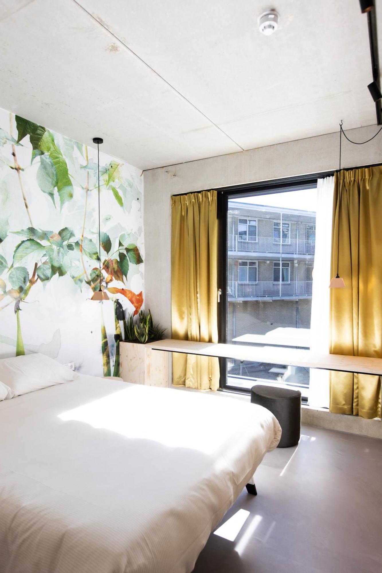 Moloko, Modern Designed Sleep & Shower Hotel In City Center, Digital Key By Sms Enschede Bagian luar foto