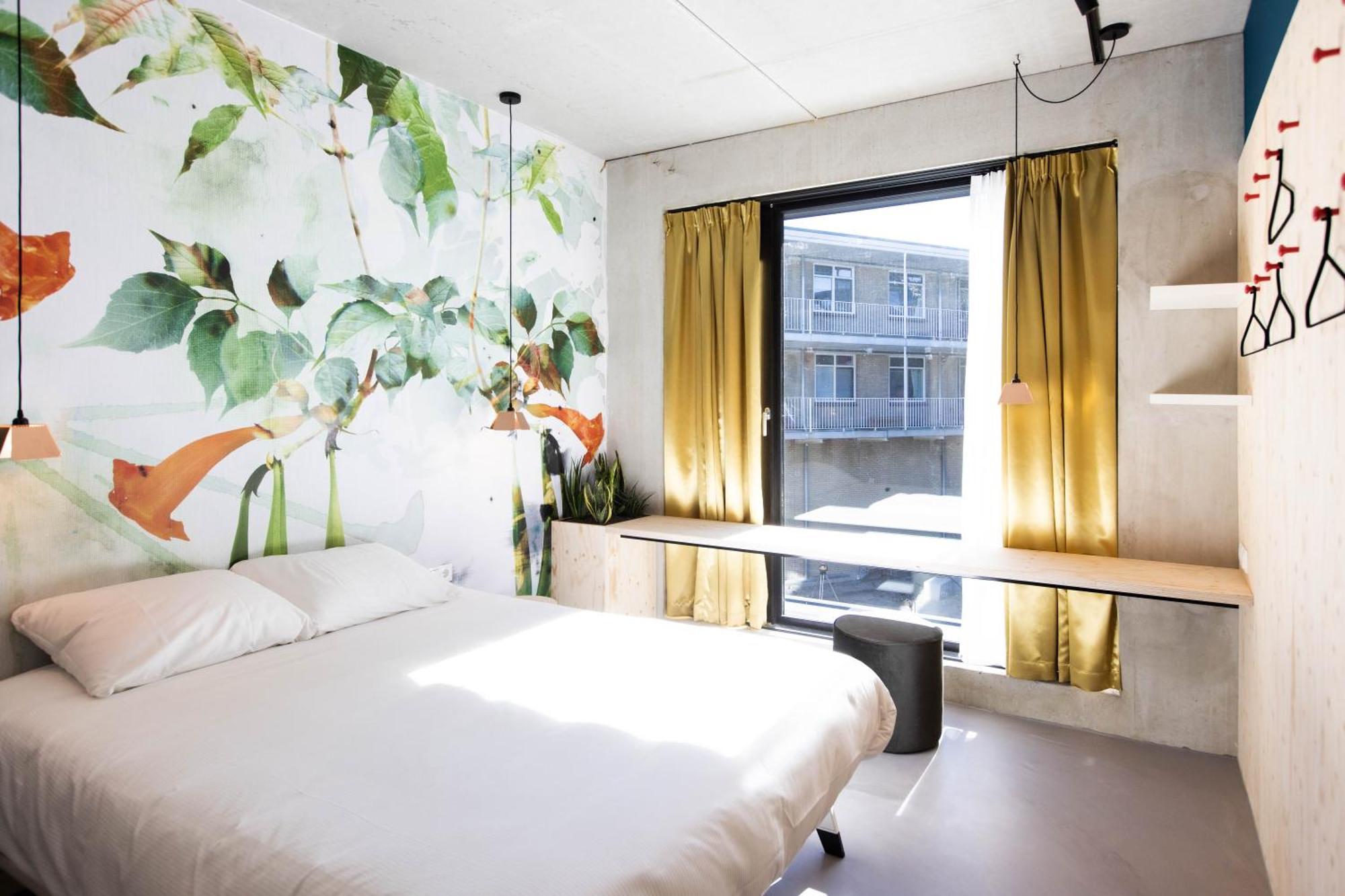Moloko, Modern Designed Sleep & Shower Hotel In City Center, Digital Key By Sms Enschede Bagian luar foto