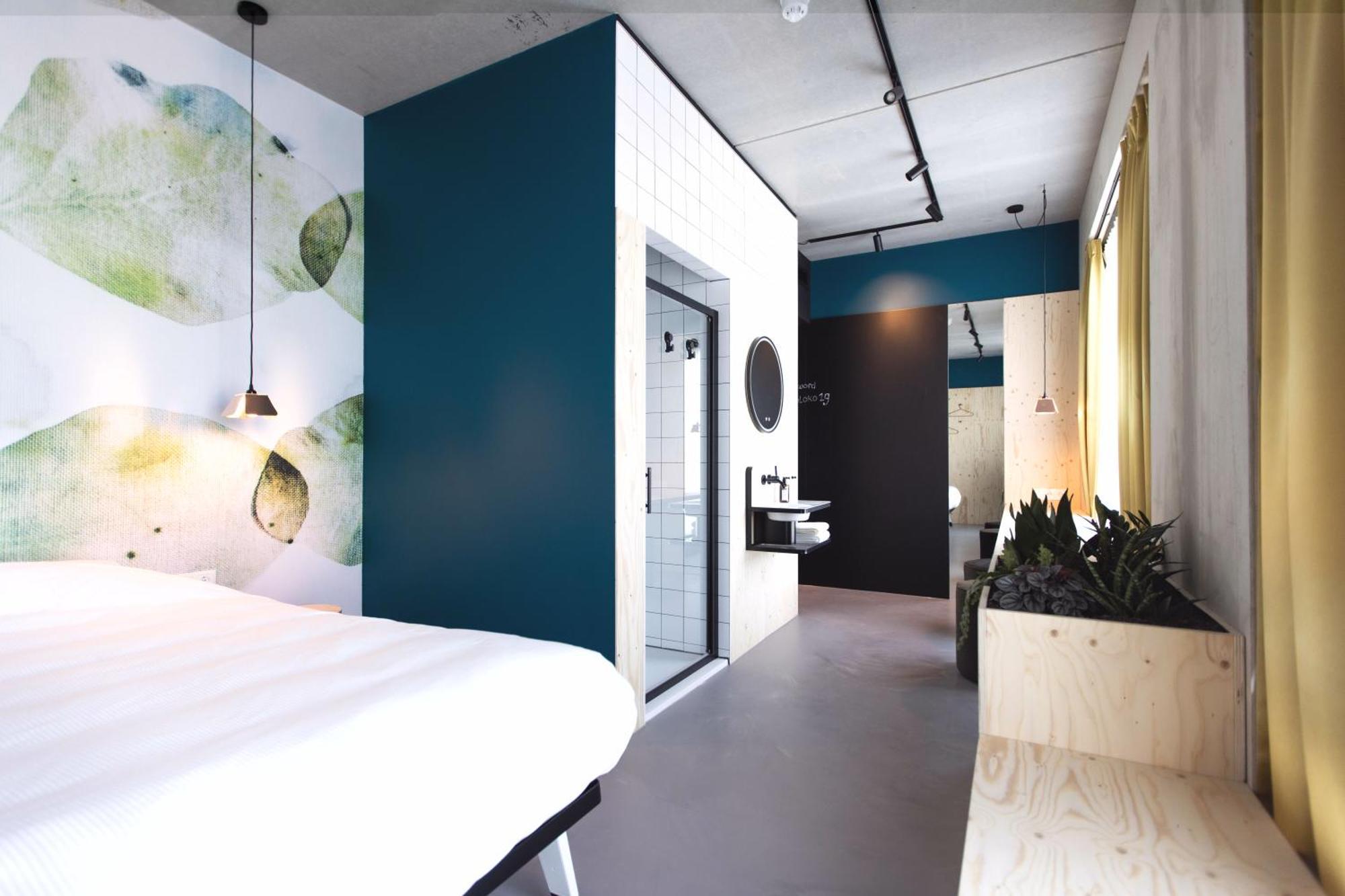 Moloko, Modern Designed Sleep & Shower Hotel In City Center, Digital Key By Sms Enschede Bagian luar foto